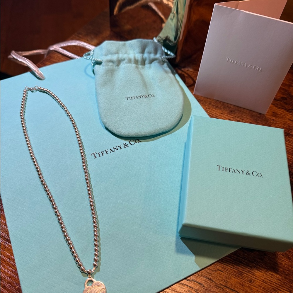 Necklace - Picture 5 of 6